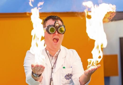 Mad Science theatershow: 'Wetenschappers en hun uitvindingen'
