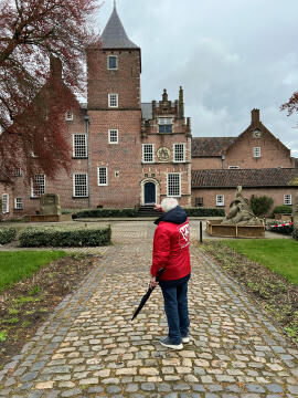 VVV: Heilige Driehoek Wandeling met VVV gids incl. koffie/thee en kaasproeverij