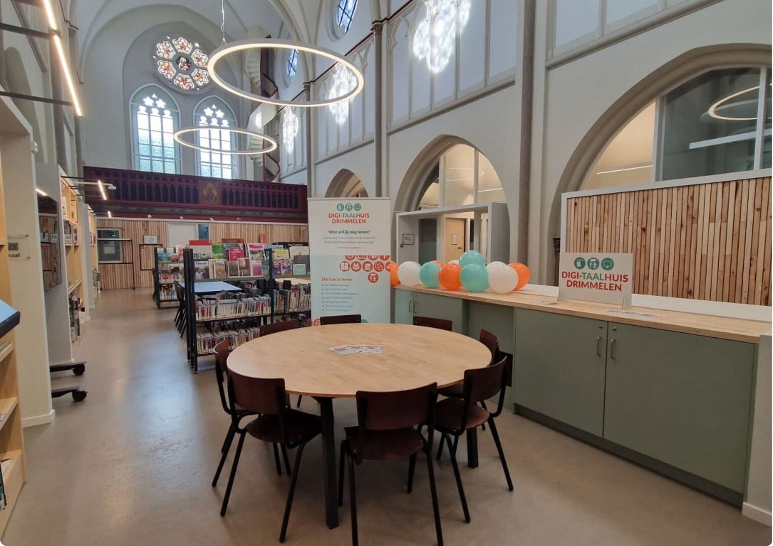 Wat gebeurde er deze maand bij de bibliotheek?